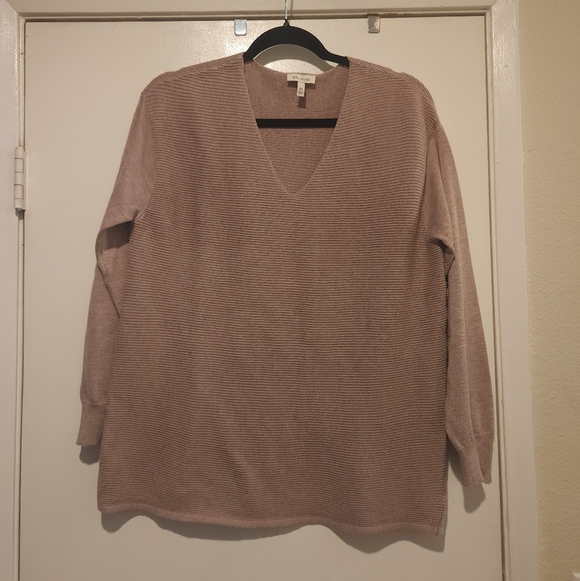 Ella Moss Sweaters - V-Neck Ribbed Sweater - Tan
